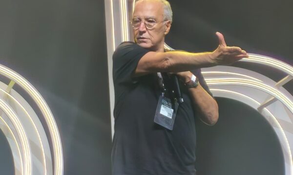 B55: Nizan Guanaes diz que empreendedores devem criar novas categorias em vez de disputar mercados dominados