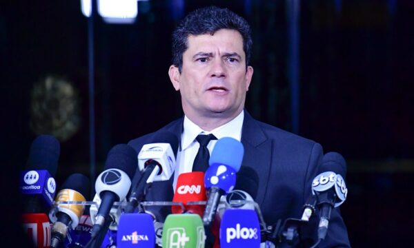 Paraná Pesquisas: Moro tem 44,7% e Requião, 23%, no 1º turno