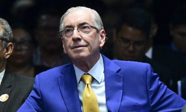TRE-MG barra candidatura de Eduardo Cunha a deputado federal