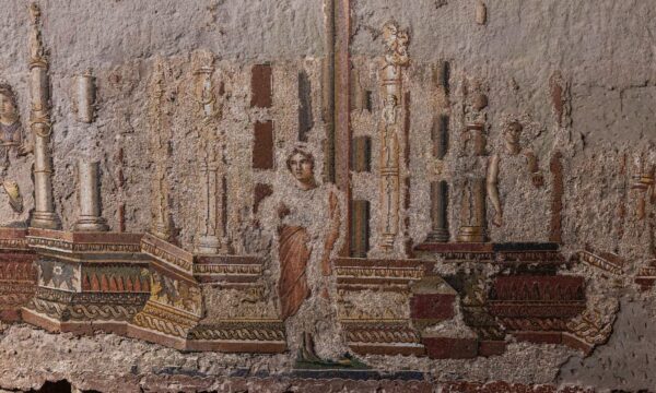 Roma revela, pela primeira vez, maior mosaico de parede da história