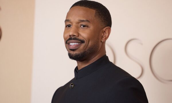 Michael B. Jordan pode perder US$ 2,7 milhões ao vender mansão em Los