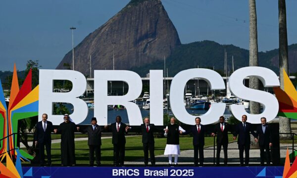 Mais de 300 mil empresas chinesas já negociam com países do BRICS