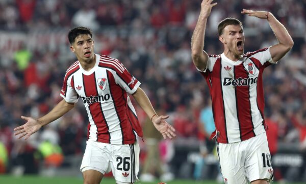 River Plate gasta R$ 306 milhões em reforços; Flamengo e Palmeiras ‘comem poeira’ em ranking
