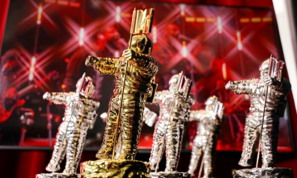 Vencedores, recordes e fofocas: tudo que rolou no VMAs 2026