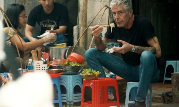 Jante como o Anthony Bourdain nos restaurantes preferidos do chef