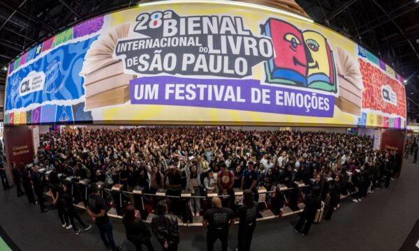 Quais foram os livros mais vendidos da Bienal do Livro de São Paulo 2026? Veja a lista
