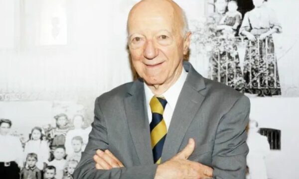 Claudio Carsughi, referência do jornalismo esportivo, morre aos 93 ano