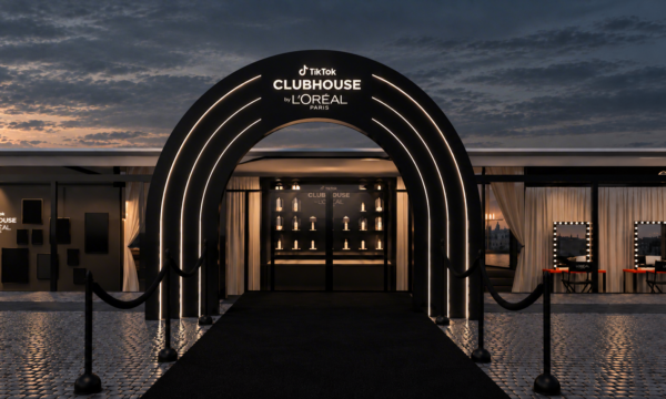 TikTok leva ClubHouse para Paris com foco em moda, beleza e criação de conteúdo brasileiro