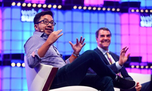 Entre OpenAI e DeepSeek, CEO da Y Combinator rejeita pressão contra em