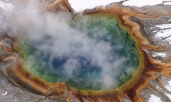 Erupção de Yellowstone acabaria com a humanidade? Especialistas simula