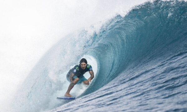 Gabriel Medina é o último brasileiro na briga pelo título em Fiji da W