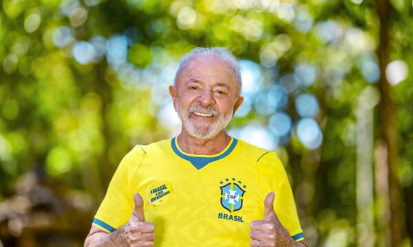 Governo Lula deve enviar projeto de lei que pune influenciador que divulgar bets