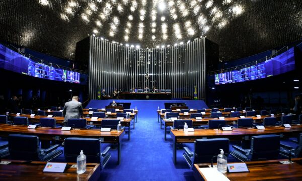 Quaest: Benedita lidera disputa ao Senado no Rio; 4 candidatos empatam