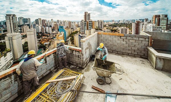 Imóvel na planta: juros de obra são descontados do financimento? Entenda