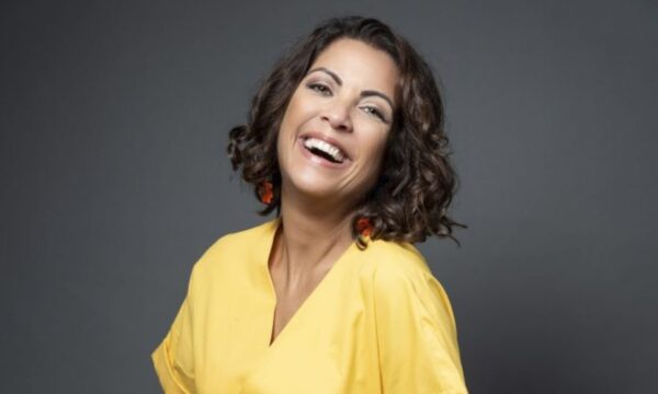 Thalita Rebouças ainda escreve para a garota esquisita que existe em t