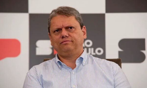 Datafolha em SP: Tarcísio cresce e chega a 49% no 1º turno