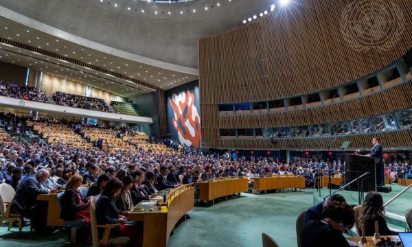 Sucessão na ONU: candidatos vão à nova sondagem, mas jogo do veto começa em outubro