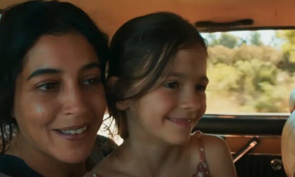 ‘Água Fresca Para As Flores’ ganha 1º trailer de adaptação do best sel