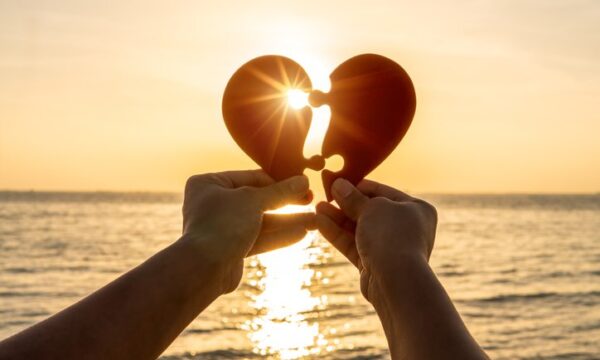 Existe uma fórmula para o amor? Matemática tenta explicar por que casais duram mais