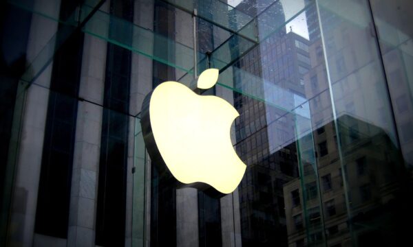 Novo iPhone ou ações da Apple?