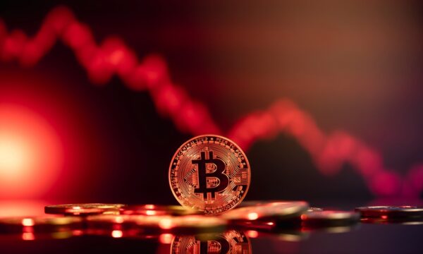 Bitcoin hoje: BTC cai abaixo de US$ 77 mil com inflação e temor de alta de juros nos EUA