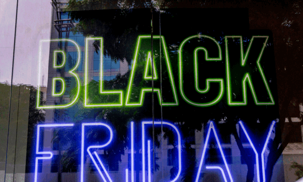 Black ‘Fraude’: 45% dos produtos chegam à data sem descontos, diz estudo