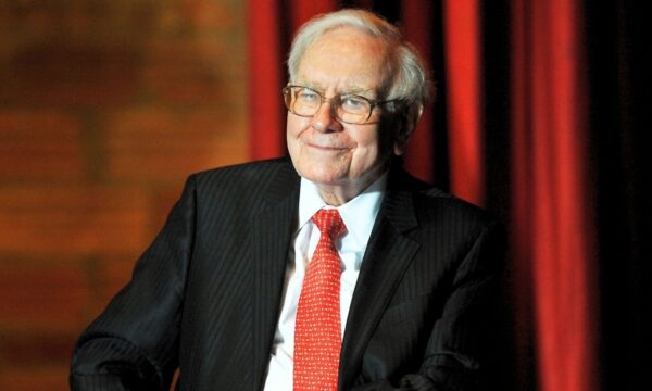 Warren Buffett deixa presidência do conselho da Berkshire Hathaway aos