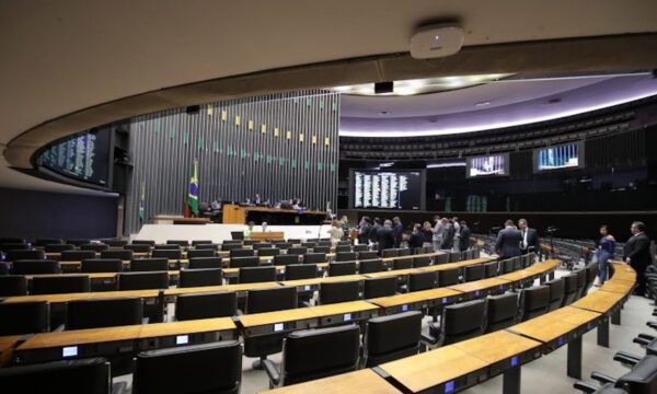 Posso votar em um deputado federal de outro estado?