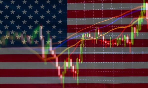Ações de tecnologia pesam nos mercados e investidores digerem nova pes