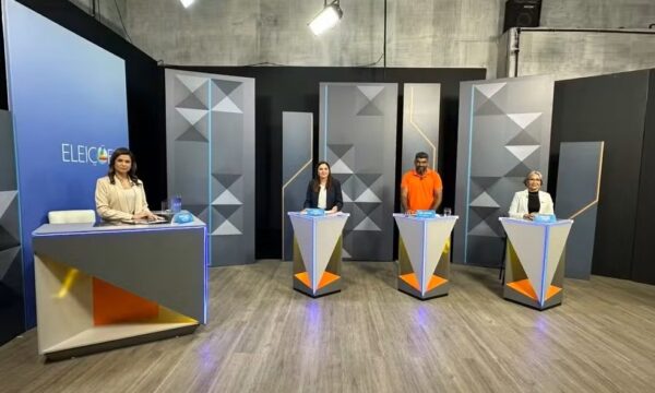 Saneamento, saúde e troca de acusações: o que marcou o debate da TV Li