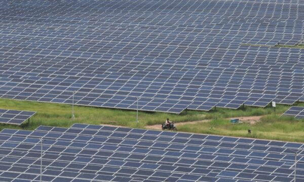Meta de energia renovável exige US$ 1 trilhão por ano até 2030, aponta relatório