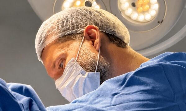 Gibran Chedid explica como funciona o deep plane facelift