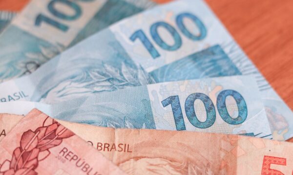 Especialistas veem ‘modelo Milei’ de ajuste fiscal como incompatível para realidade brasileira