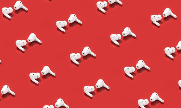 Por que a geração Z trocou o Bluetooth pelos fones com fio?