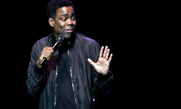 Quatro anos depois do tapa de Will Smith, Chris Rock revela o que o faria voltar ao Oscar