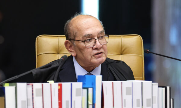 ‘Intenção de lucrar politicamente’ e ‘pixuleco eleitoral’: Gilmar Mendes amplia ataques a André Mendonça