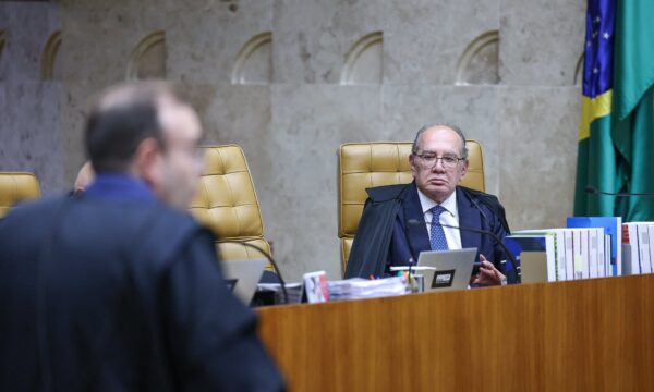 Gilmar Mendes acusa Mendonça de ‘viés político-eleitoral’ na condução