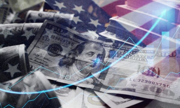 Inflação dos EUA alivia pressão por altas de juros, mas PIB mais forte mantém Fed em alerta