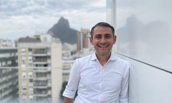 Ele vai demolir a casa mais cara do Brasil para erguer um projeto de R