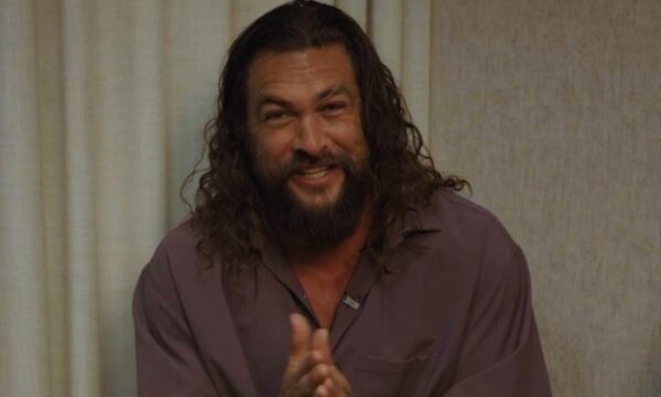 Jason Momoa é detonado por famoso roteirista da DC por atuação em ‘Supergirl’