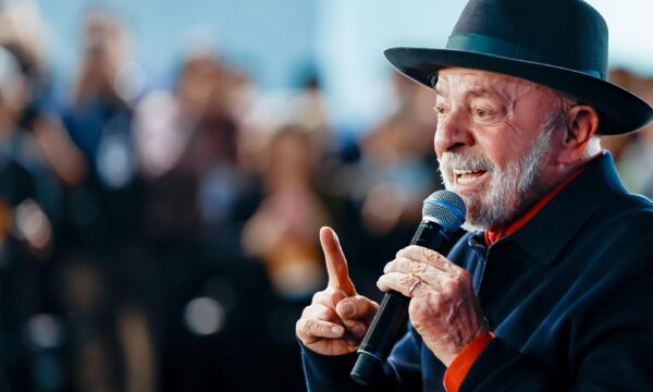 Master: Lula pede investigação sobre ‘todo mundo, sem blindagem a ning