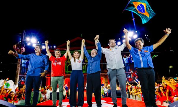 A 4 dias da eleição, fala de Lula pressiona aliados no Pará por defini