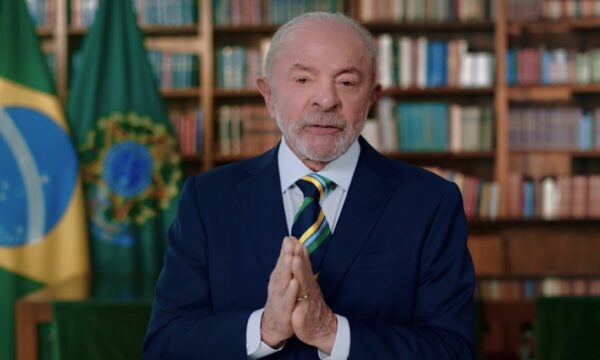 Em pronunciamento, Lula reforça mote da soberania: 'Brasil não será colônia de ninguém'