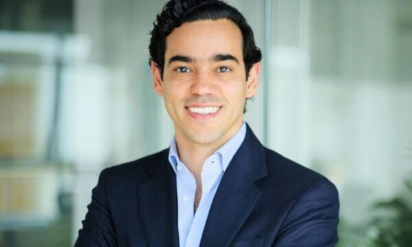 IA contra burocracia: startup decifra 35 mil mudanças regulatórias por