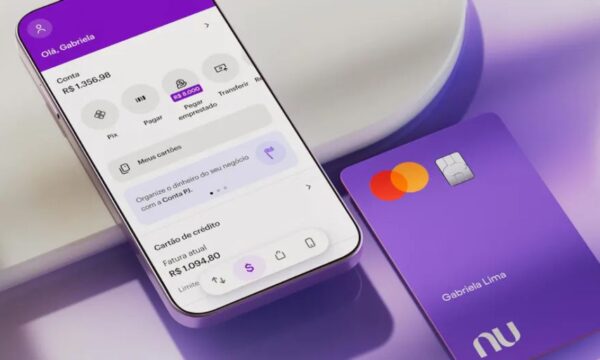 Nubank (NU) lança ‘pacotão’ de produtos nos Estados Unidos, que vão de conta global a cartão; veja novidades