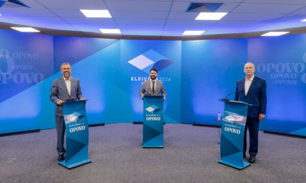 Em debate, Ciro e Elmano trocam acusações e disputam qual é o retrato