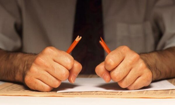 Três sinais de inteligência emocional que aparecem no trabalho antes d
