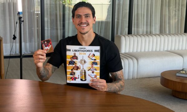 Pedro, do Flamengo, é o novo embaixador da Panini para álbum da Libertadores