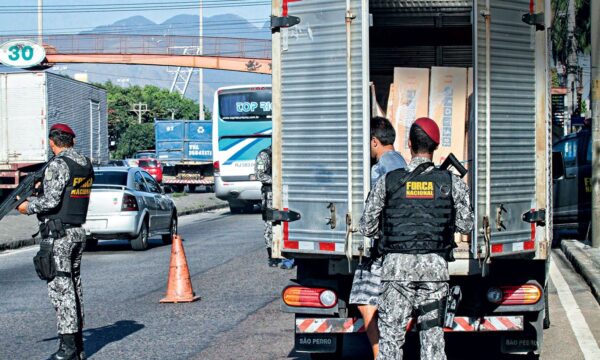 Rio supera São Paulo e lidera prejuízo com roubo de cargas no 1º semes
