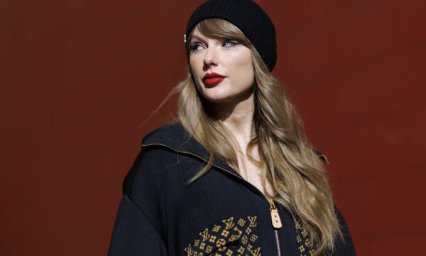 ‘Patient Zero’: single de Taylor Swift tem ligação com o iPhone 18 Pro? Entenda a teoria